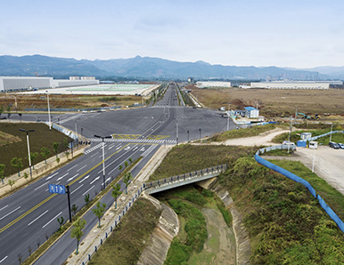 经开区东区道路新大红鹰188070.COm程（七线道路兵装集团段）施工